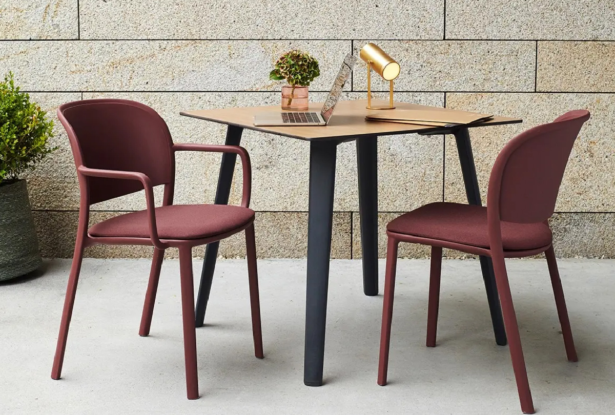 Unna-table by simplysofas.in
